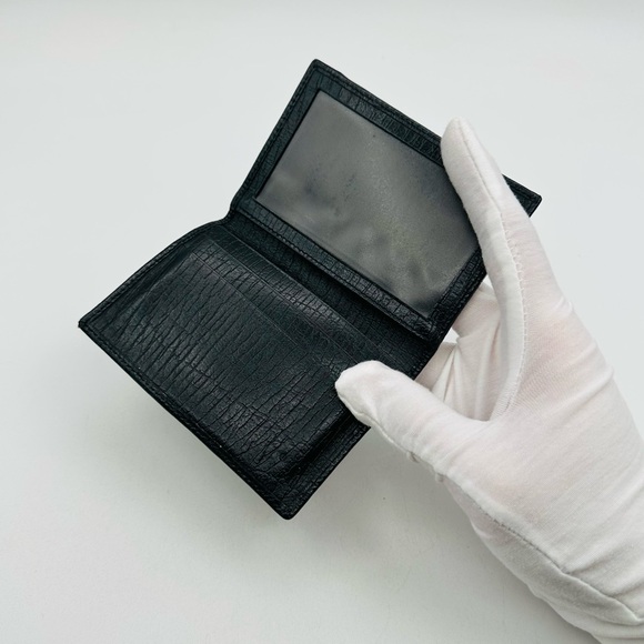 Gucci Bi Fold Card Holder - Picture 3 of 11